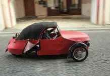 Triračio automobilio Velorex oda – dirbtinė oda