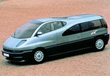 1992 metų Italdesign Columbus yra minivenas-sausumos jachta