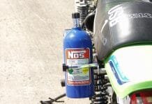 Kaip azoto suboksidas padidina variklio galią?