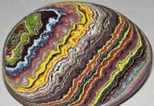 Geologų netyrinėjamas forditas – automobilių pramonės mineralas