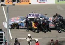 Ar įmanoma stumiant užvesti automobilį su automatine transmisija?