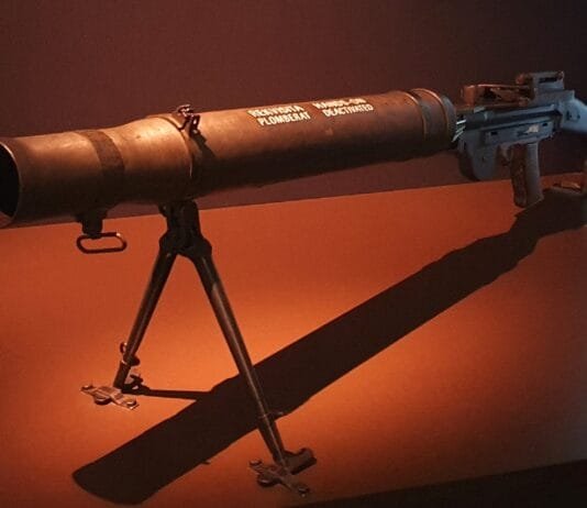 Kodėl Pirmojo pasaulinio karo kulkosvaidžiai turėjo tokius storus vamzdžius?