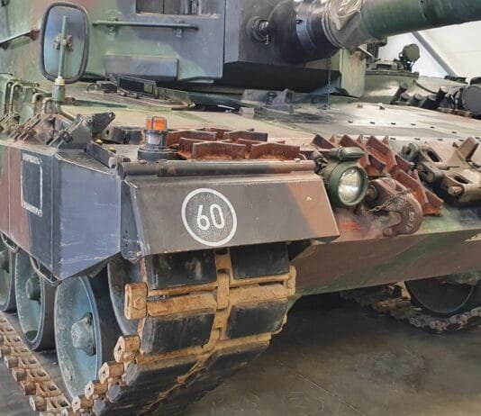 Kaip tankai važiuoja keliais nesulaužydami asfalto?