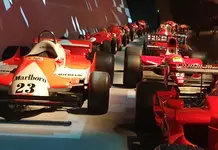 Kodėl F1 pilotai po lenktynių yra sveriami ir gauna mažus lapelius?