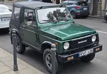 Suzuki Jimny Japonijoje yra kitoks – kur yra atsarginis ratas?